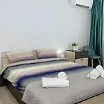 Stylish 2br With Underground Parking, By Flat Manаger Apartment