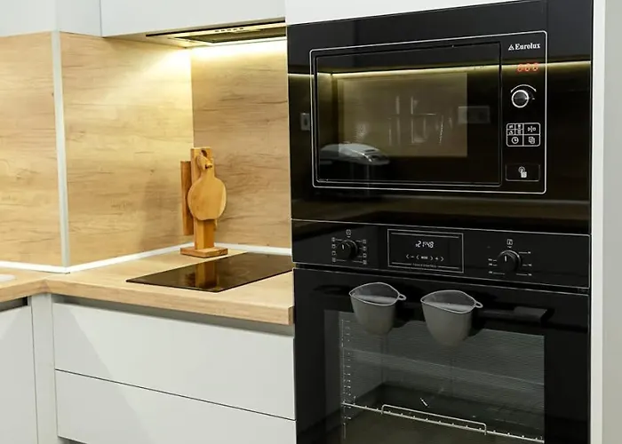 Апартаменты Stylish 2br With Underground Parking, By Flat Manаger *