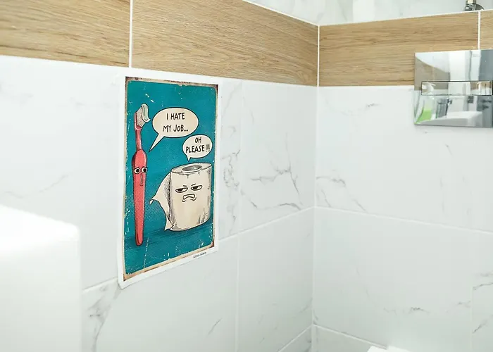 Stylish 2br With Underground Parking, By Flat Manаger Apartament *